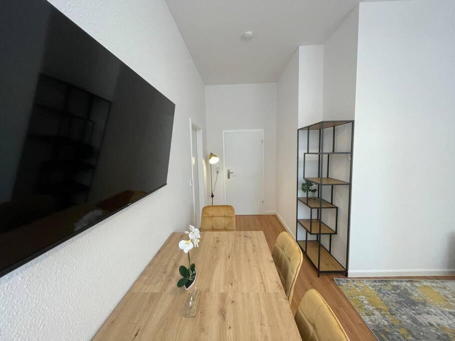 Lucky Stays Ls01 - Vollausstattung - Zentrum - Aufzug - Grosse Kueche - 2 Zimmer - Smart-Tv Magdeburgo Exterior foto